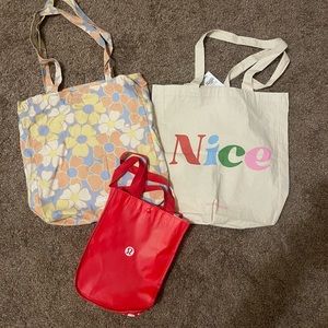 3 tote bags